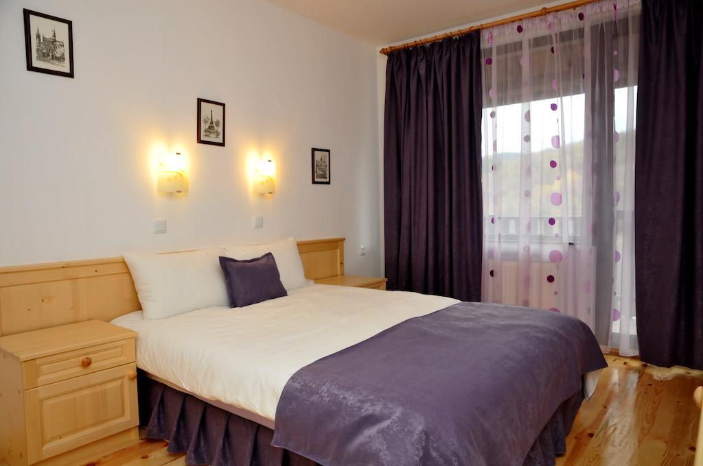 אורשאק Family Hotel And Restaurant Plamena חדר תמונה